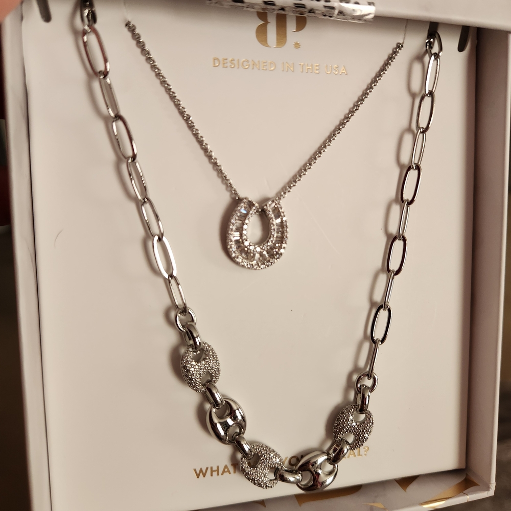 Luxe Layers Bomb Party Necklace and Pendant Set